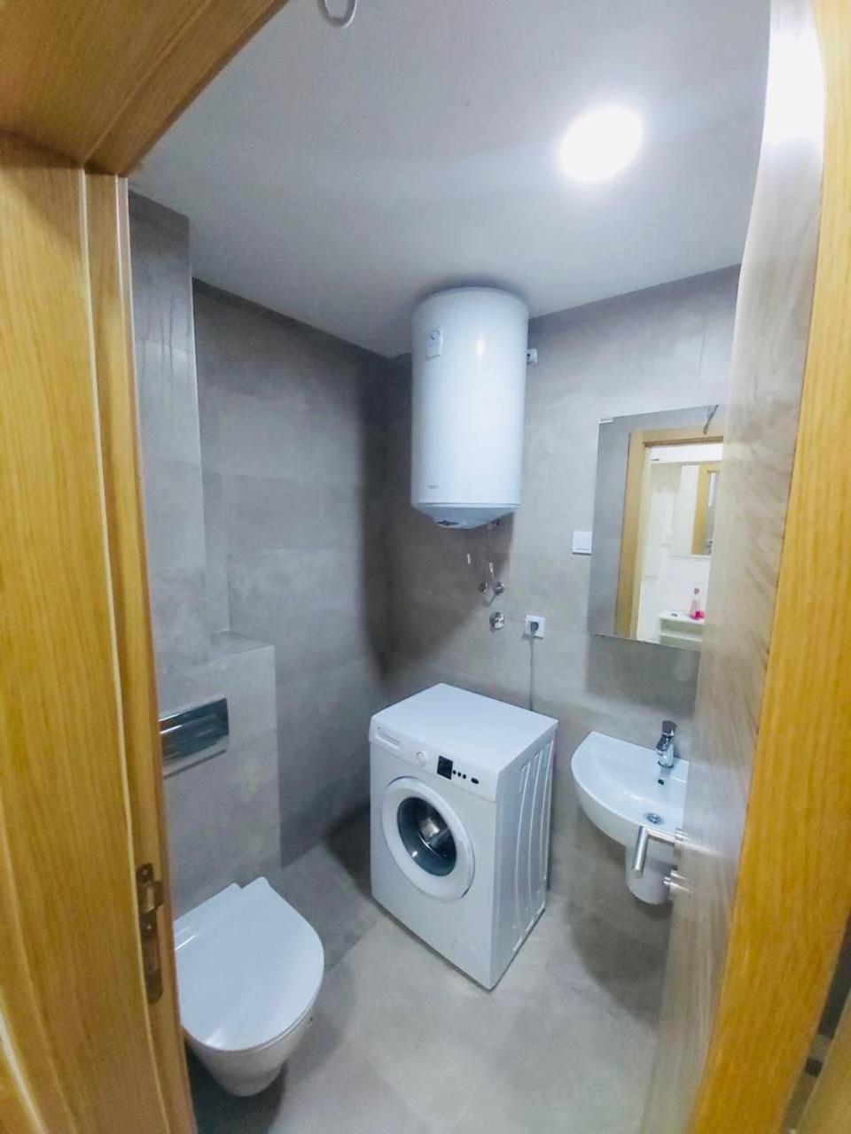 Wow Apartman Becici Exterior photo